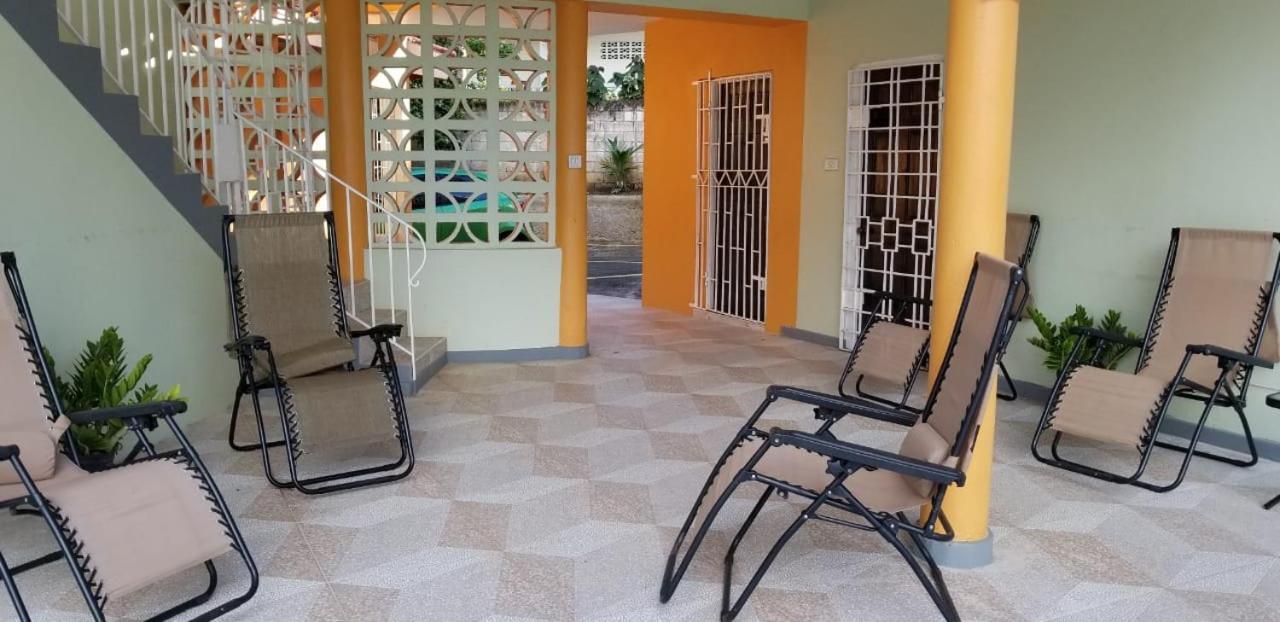 Chaudhry Holiday House Montego Bay Ngoại thất bức ảnh