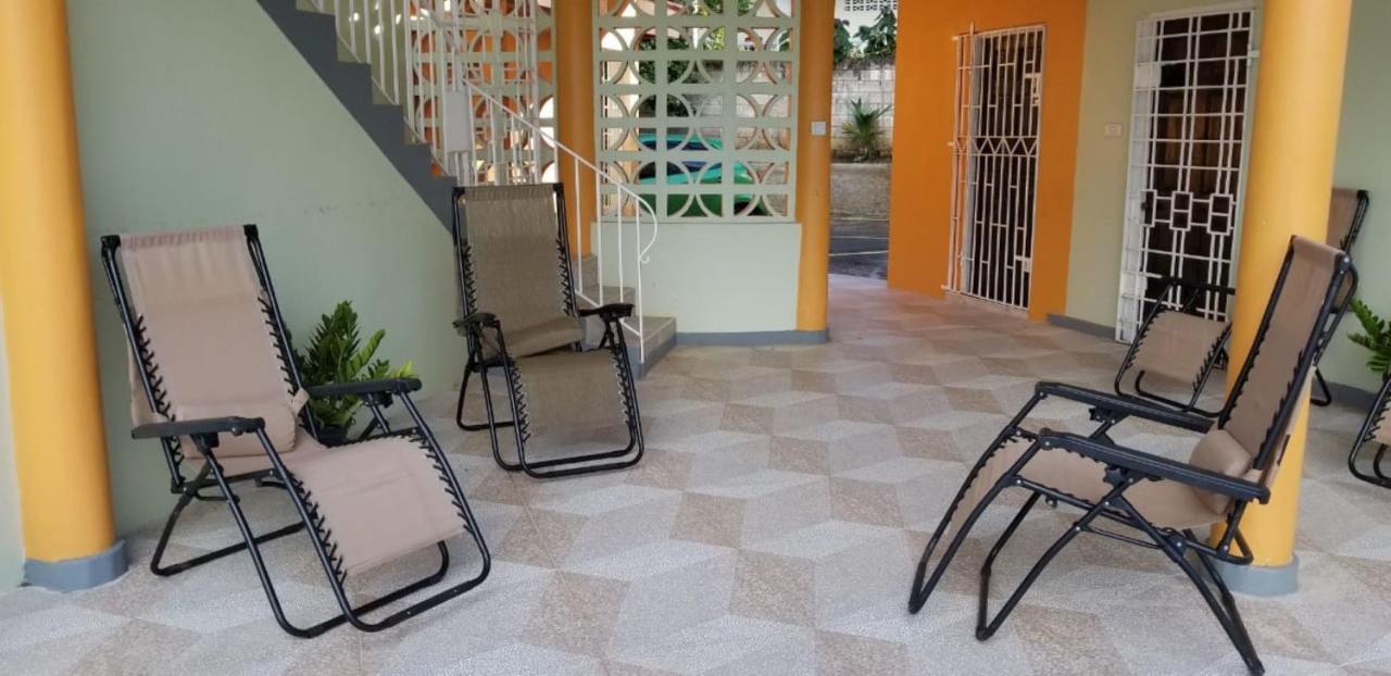 Chaudhry Holiday House Montego Bay Ngoại thất bức ảnh