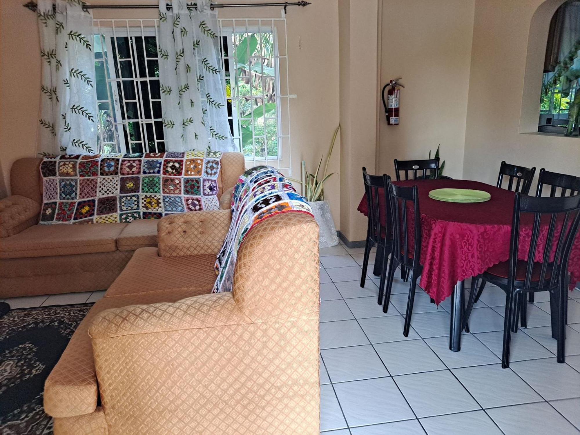 Chaudhry Holiday House Montego Bay Ngoại thất bức ảnh