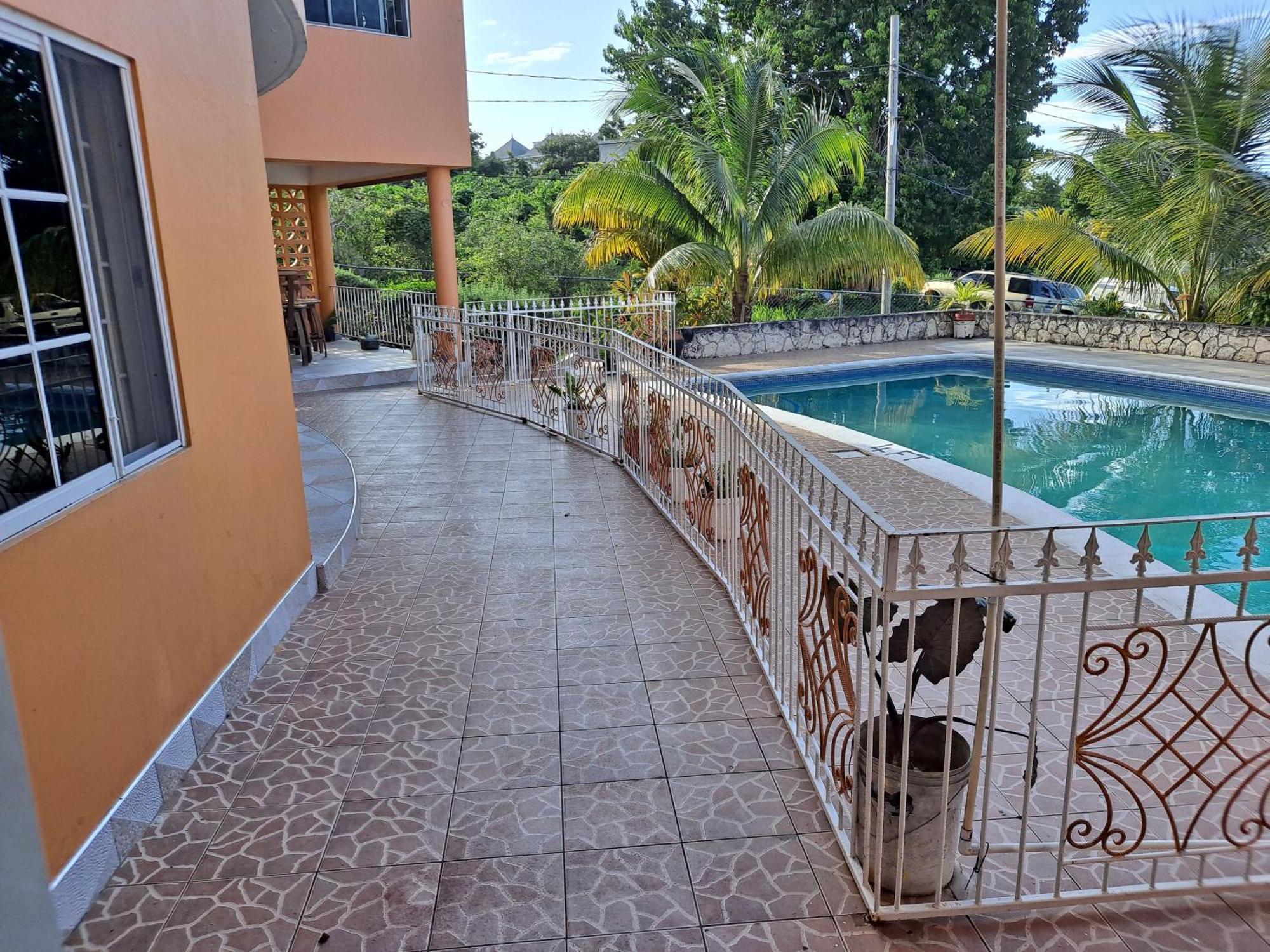 Chaudhry Holiday House Montego Bay Ngoại thất bức ảnh
